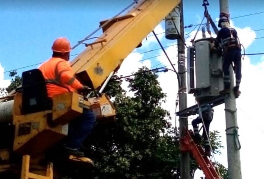 Sectores sin luz por más de 30 horas debido al mal tiempo Día a Día